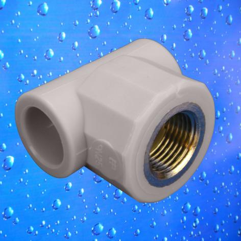 Тройник с внутренней резьбой